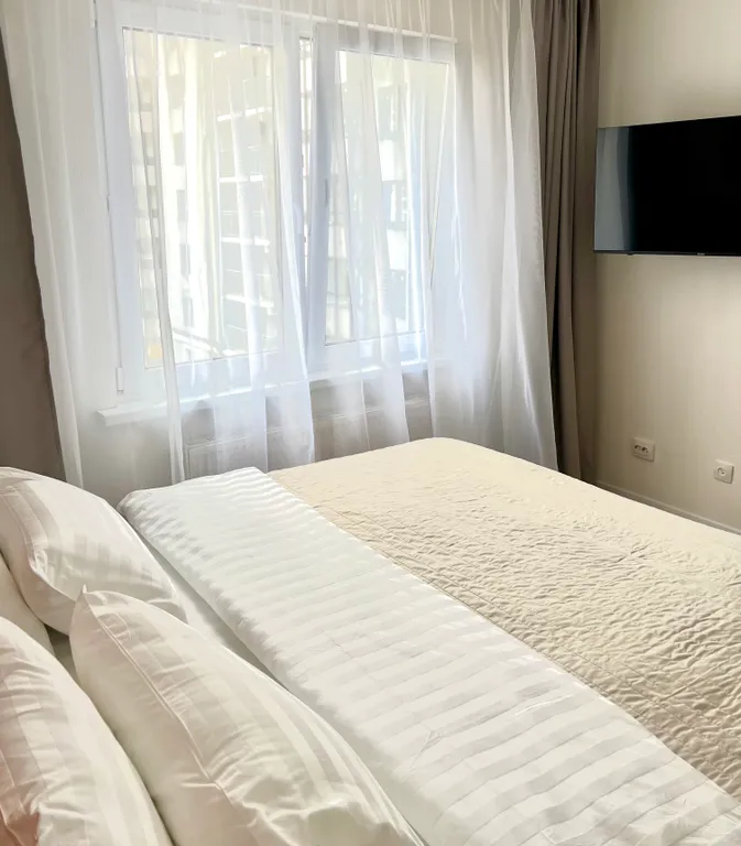 Квартира Новая квартира с кроватью king size у Октябрьской набережной — Санкт-Петербург