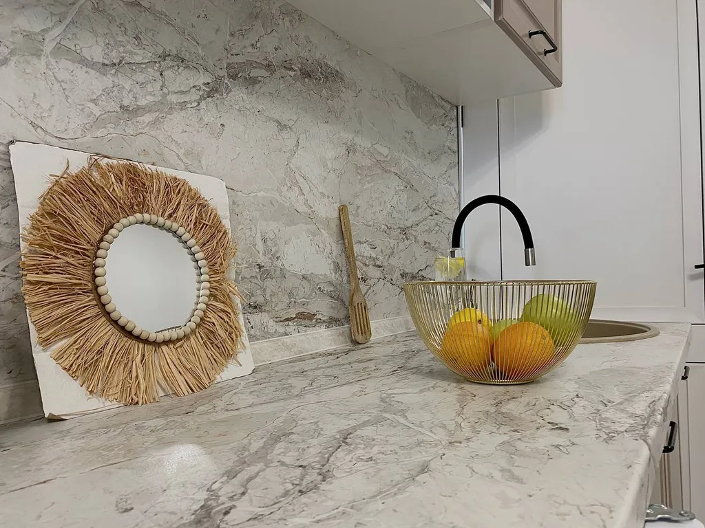 Поделам уютная квартира у арены Трактор