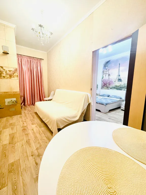 Квартира с отдельным входом рядом со всеми достопримечательностями города