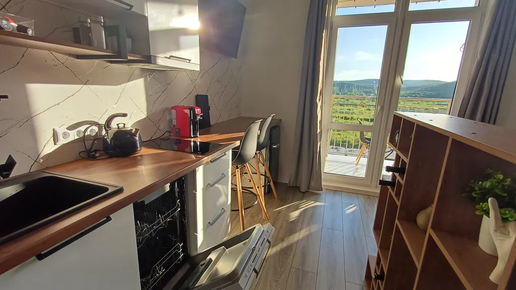 Студия в ЖК с бассейнами