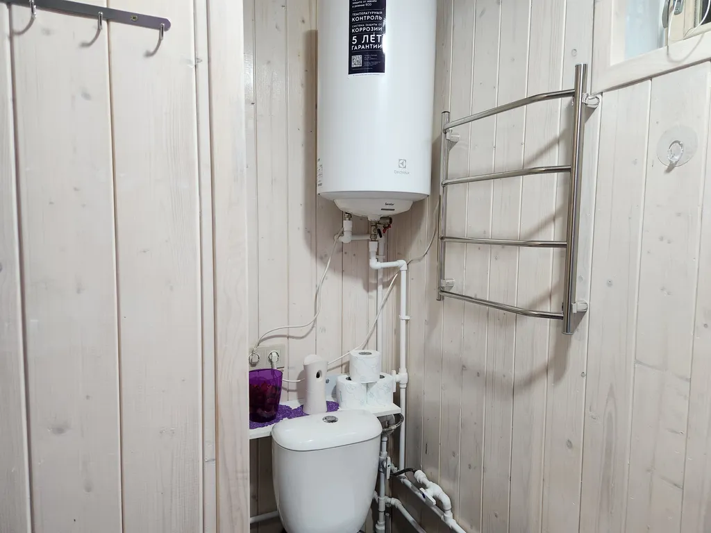 Домик у Кедра