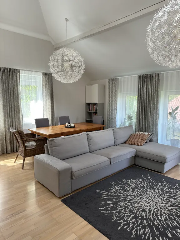 Двухуровневая квартира в частном доме