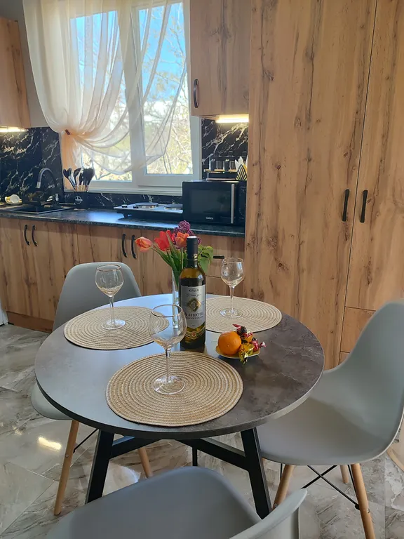 Коттедж Домик-студия Уютный дворик — аренда посуточно в Севастополь