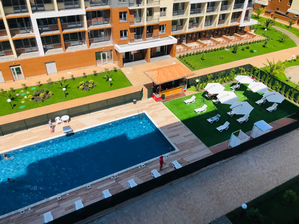 Студия с балконом