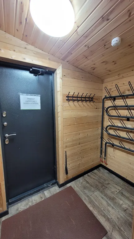 Апартаменты 2-х комнатные. Половина дома с отдельным входом