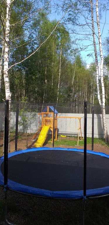 Коттедж Загородный дом у реки в лесу — Горки