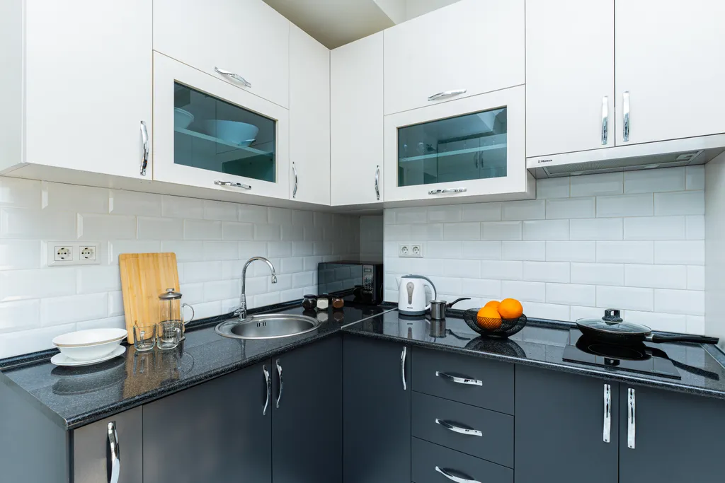 Квартира с витражными окнами в центре города