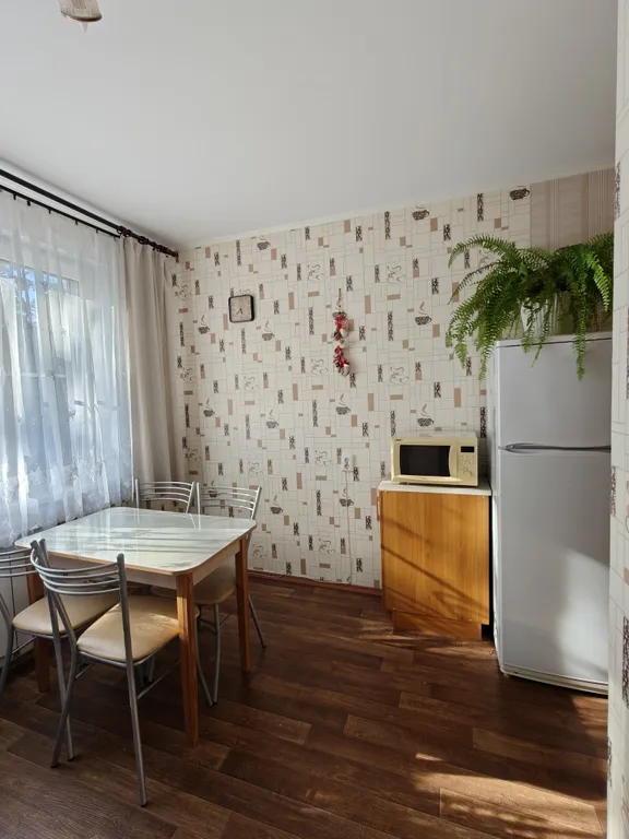 Квартира Уютная квартира, 4 спальных места, отличное расположение, тихий двор — Сланцы