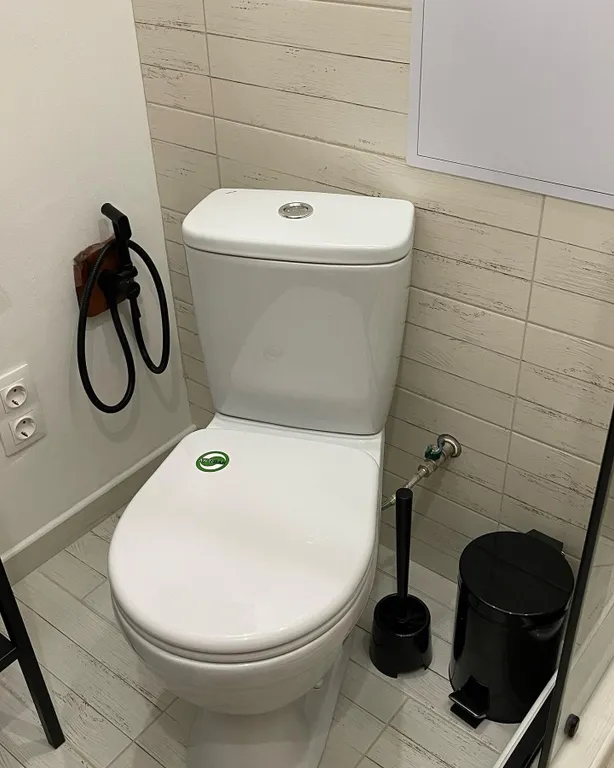 Red freezer apartament