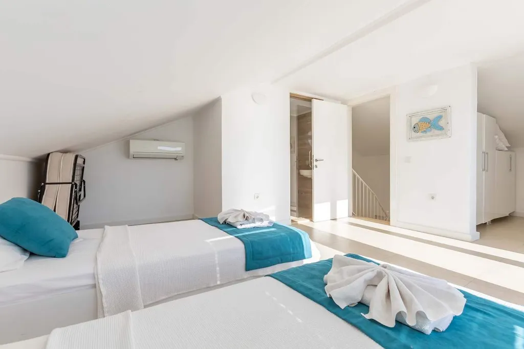 Вилла с видом на море