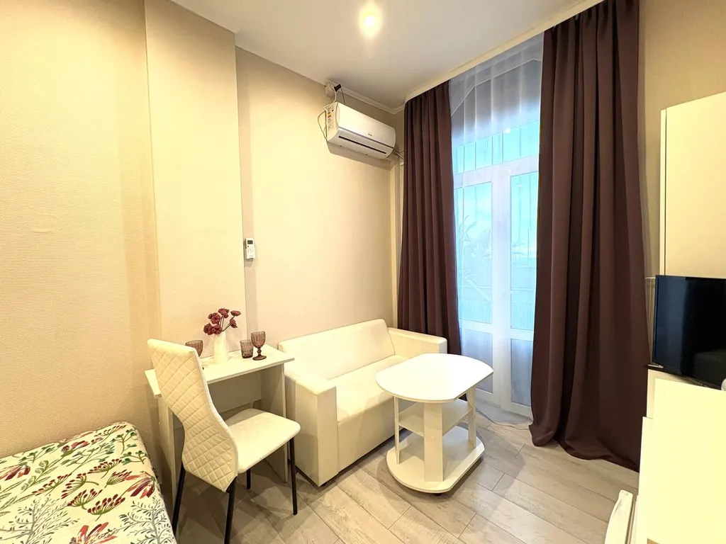 Квартира Апартаменты с видом на море на набережной "Ривьера" — Сочи