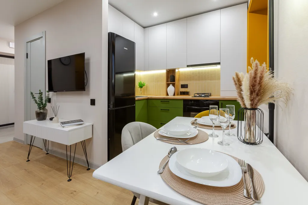 У набережной