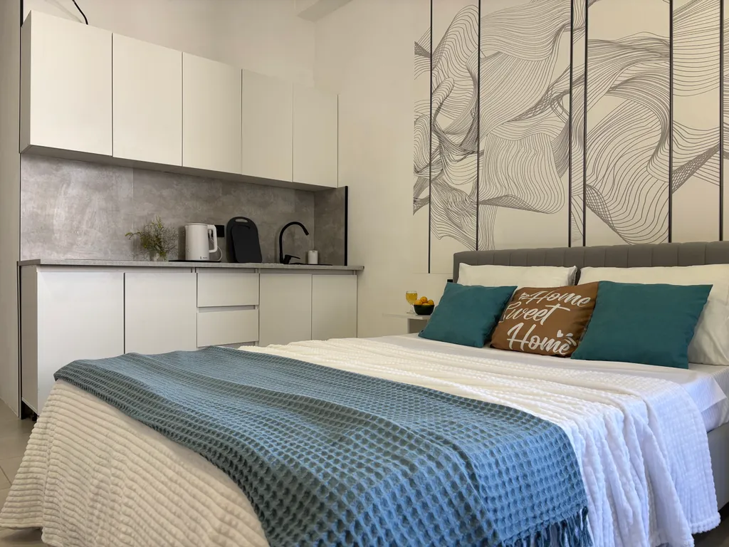 Квартира Студия рядом с песочным пляжем и бассейном — аренда посуточно в Черноморское