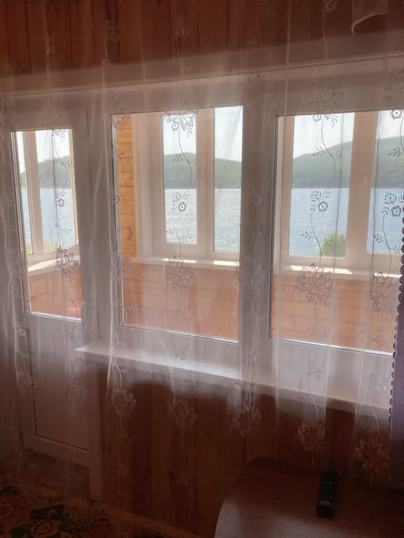 Дом на берегу Байкала