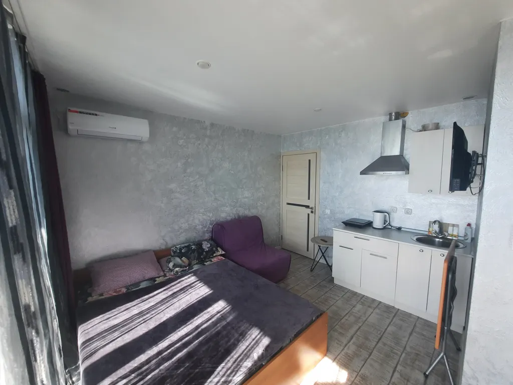 Комната с видом на море 11