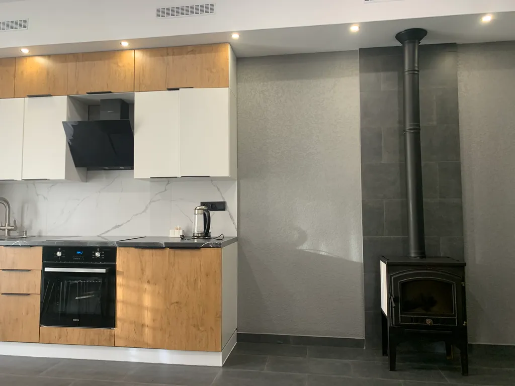 Апартаменты с баней, камином, мангальной зоной и террасой на крыше