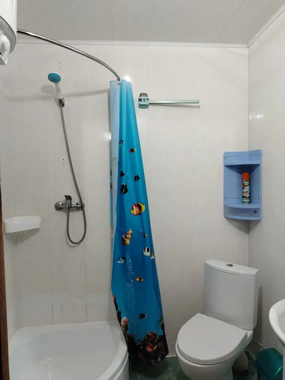 Экологичный деревянный коттедж в можжевеловой роще