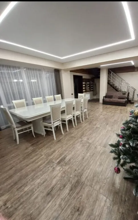 Прекрасный Дом на берегу реки Кама