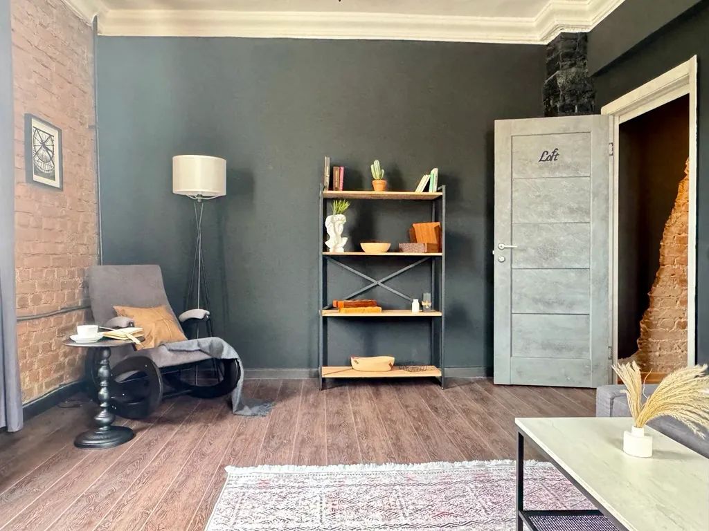 Двухкомнатные апартаменты в центре в стиле loft cafe