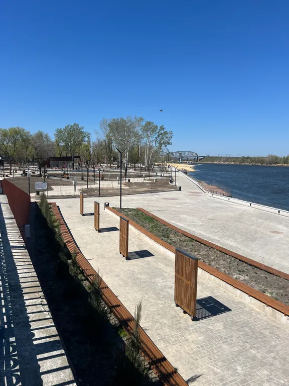 Новы дом у набережной