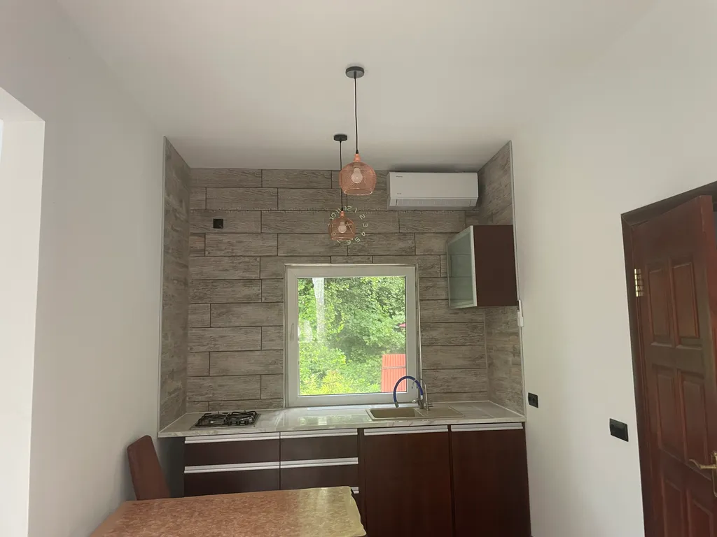 Коттедж Домик в лесу — Сочи