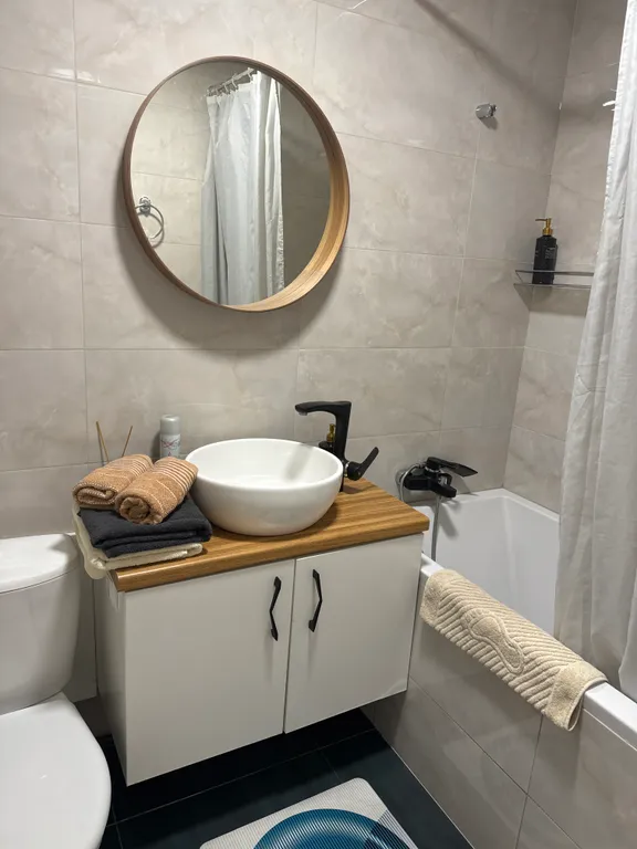 Ухоженная 2-комнатная квартира в центре у жд вокзала