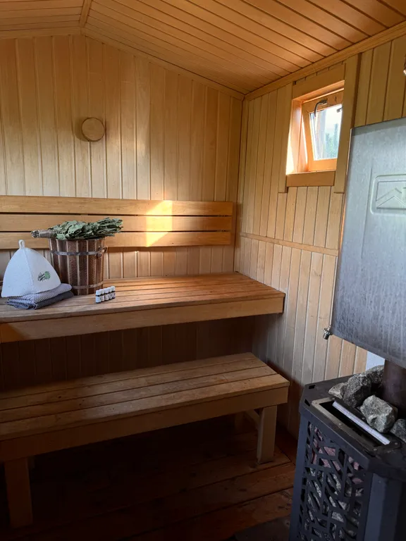 Панорамный дом с чаном под открытым небом и баней на дровах