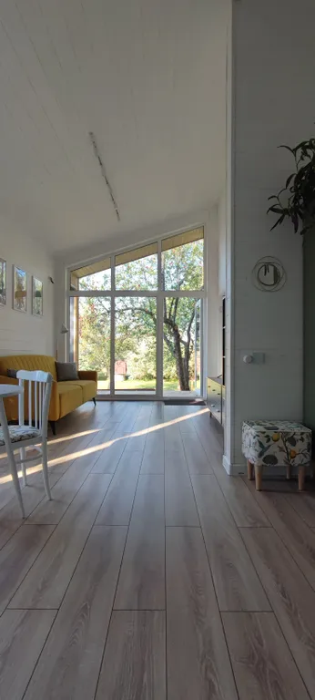 Коттедж Уютный барн с баней на дровах и пением птиц в саду — Заворово