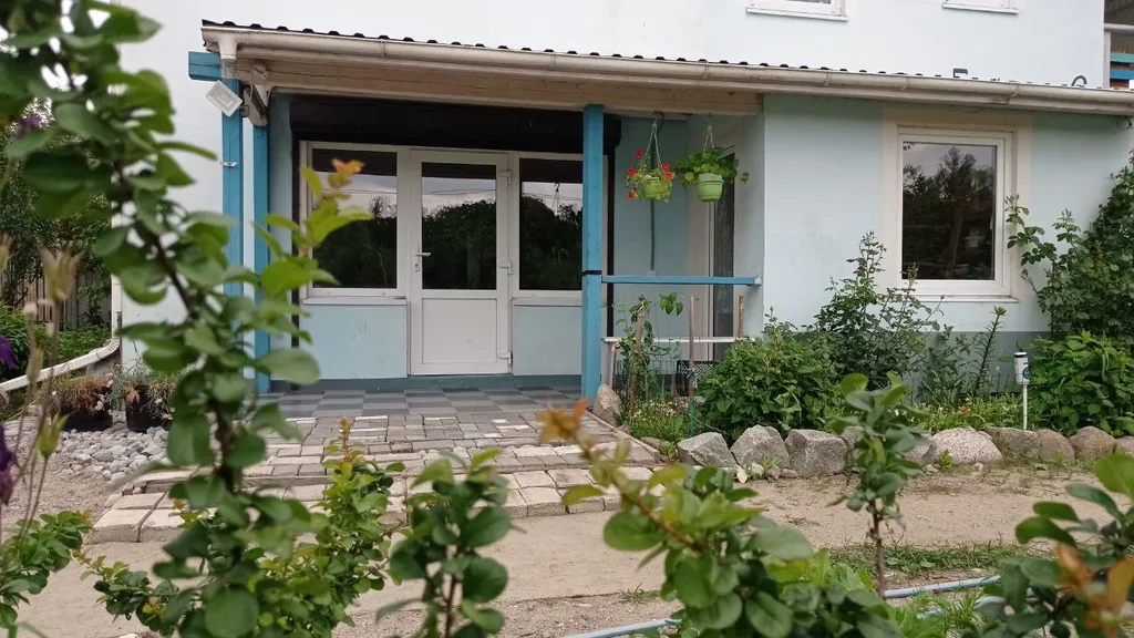 Коттедж Коттедж Апартаменты в саду — Зеленоградск