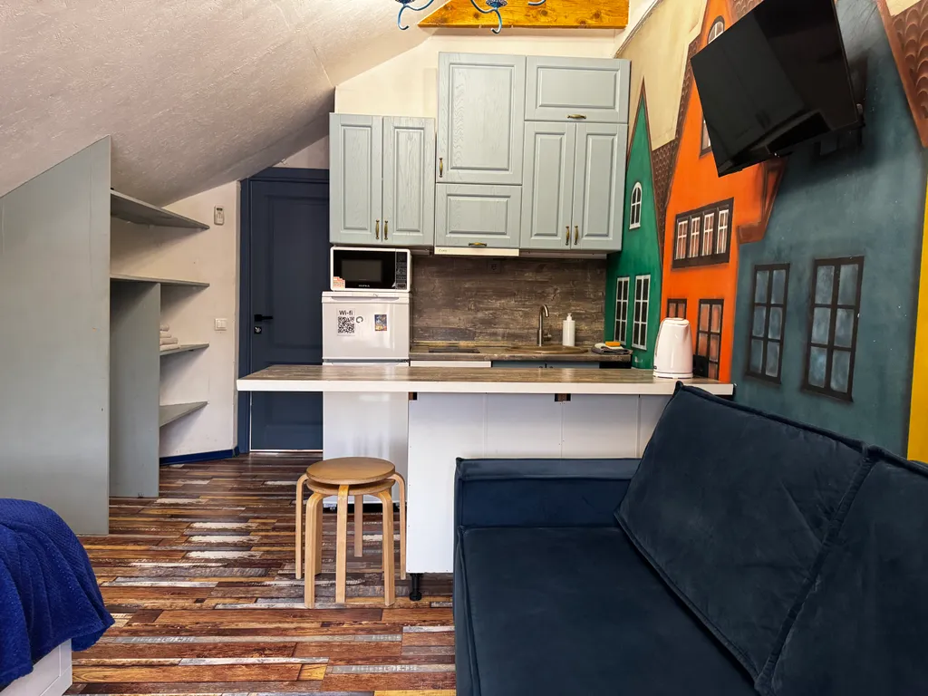 Квартира Квартира Апартамент с балконом на мансардном этаже с видом на море — Геленджик