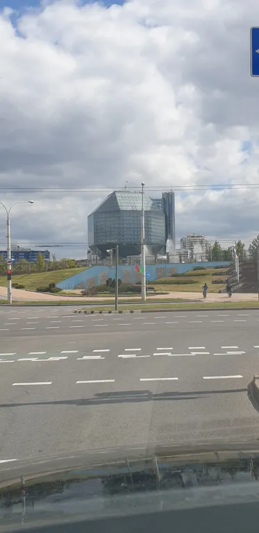 Квартира Квартира Новинка! Лофт с кондиционером в центре, ТЦ Дана Мол — Минск