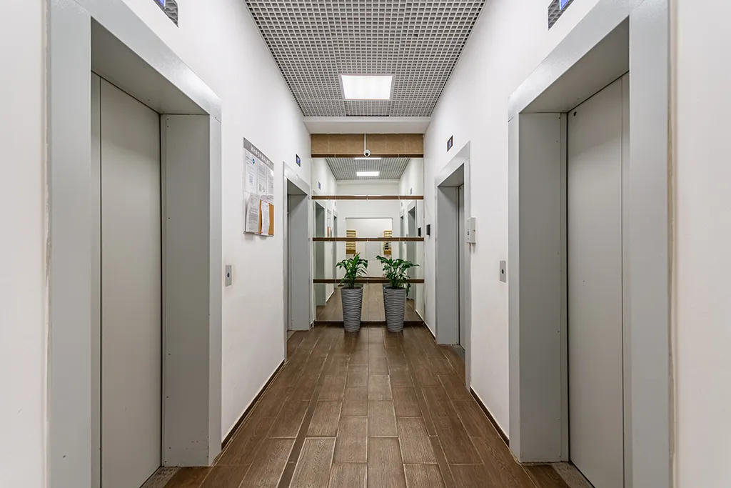 Квартира у метро