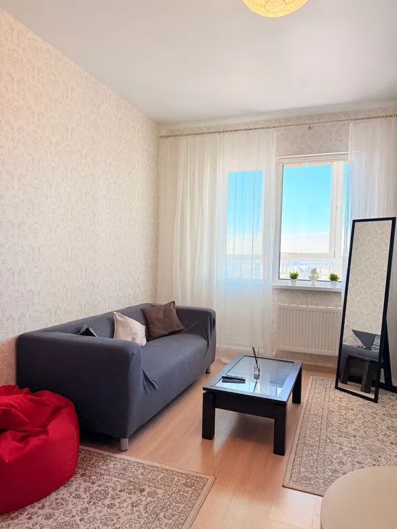 Уютная студия с дизайнерским ремонтом