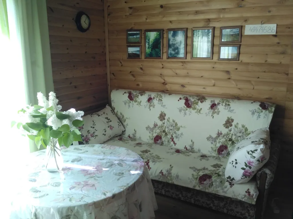 Коттедж Уютный домик в деревне — Калищи