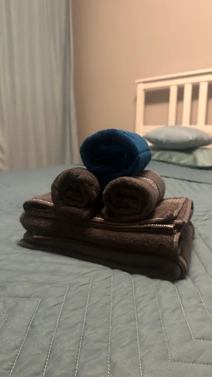 Просторная двухкомнатная квартира на набережной реки Амур