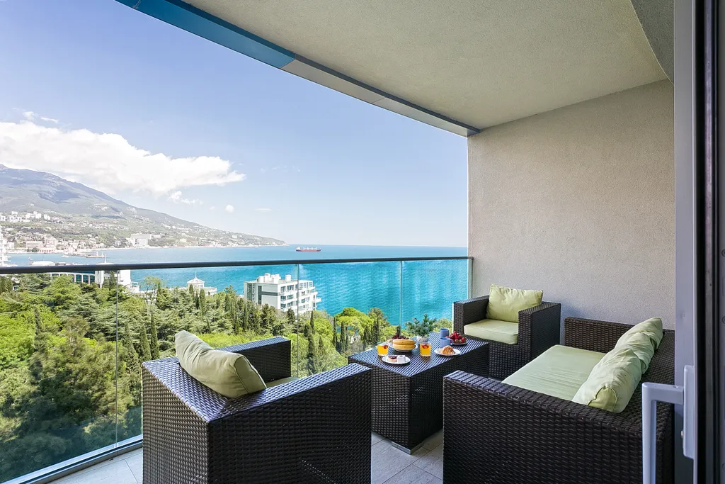 Апартамент и терраса с сумасшедшим видом на море в Приморском парке