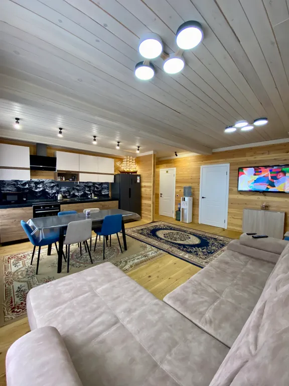 Уютный коттедж с видом на озеро Байкал