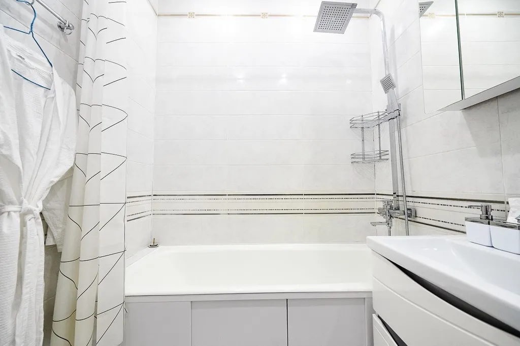 Светлые тёплые апартаменты с видом на горы и город