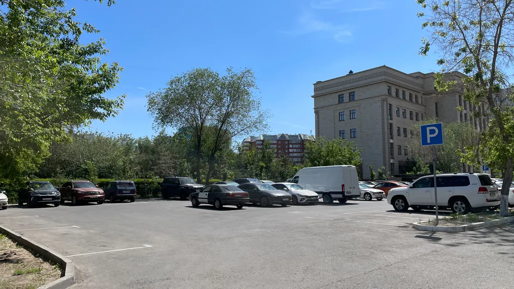 Уютная однокомнатная с видом на город возле набережной в Астане