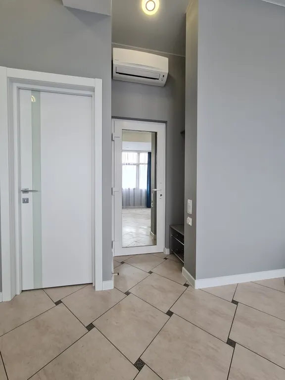 Люкс студия возле парка с видом на море