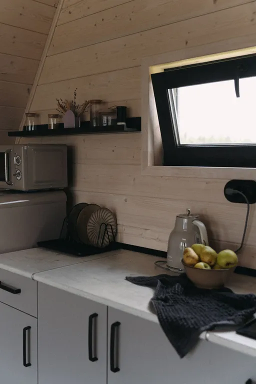 Видовой а-фрейм на берегу реки Нерль