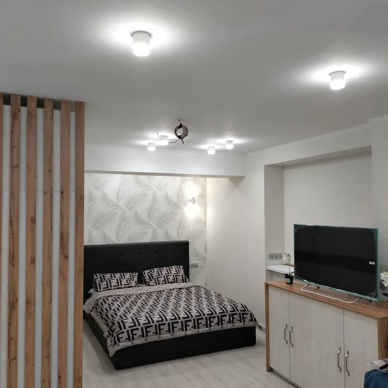 Студия в самом центре города с бесконтактным заселением