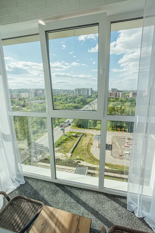 Видовая квартира ViVa MaGenta с панорамным  балконом