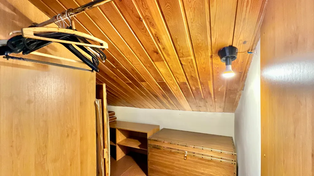 Дом у моря с личным парком, бассейном и сауной