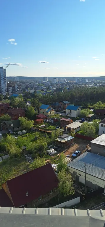 Просторная квартира в стиле сканди в северной столице