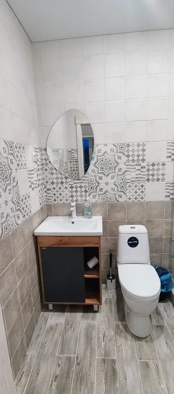 Срубовой дом на берегу волги