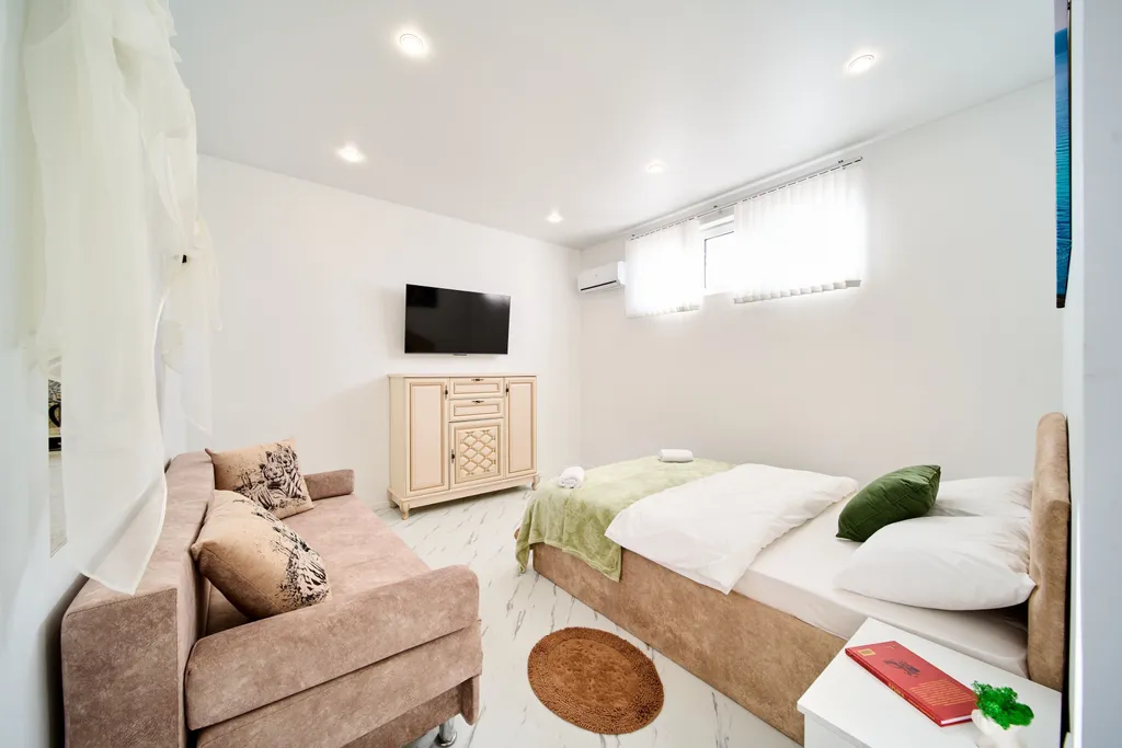 Квартира Снять Домик на Фиоленте у моря и пляжа в частном секторе Севастополя — Севастополь