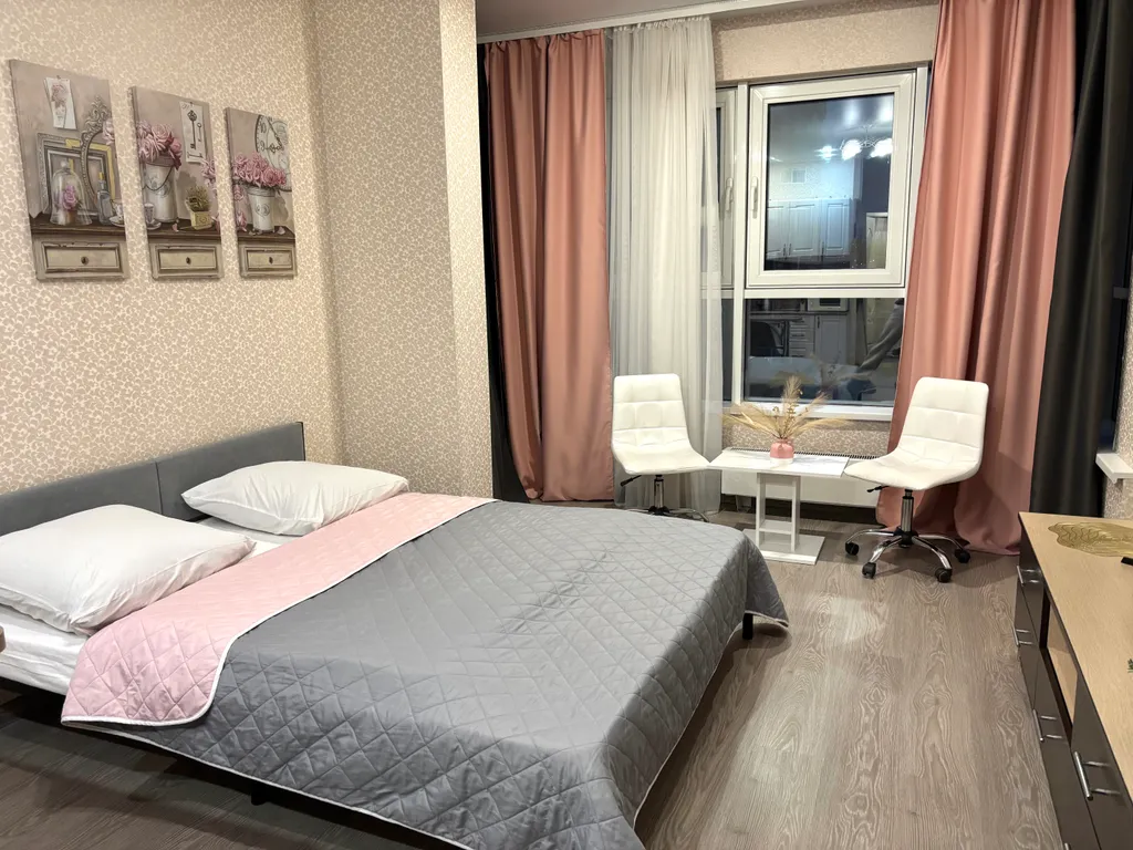 Студия с панорамными окнами на Свиягу