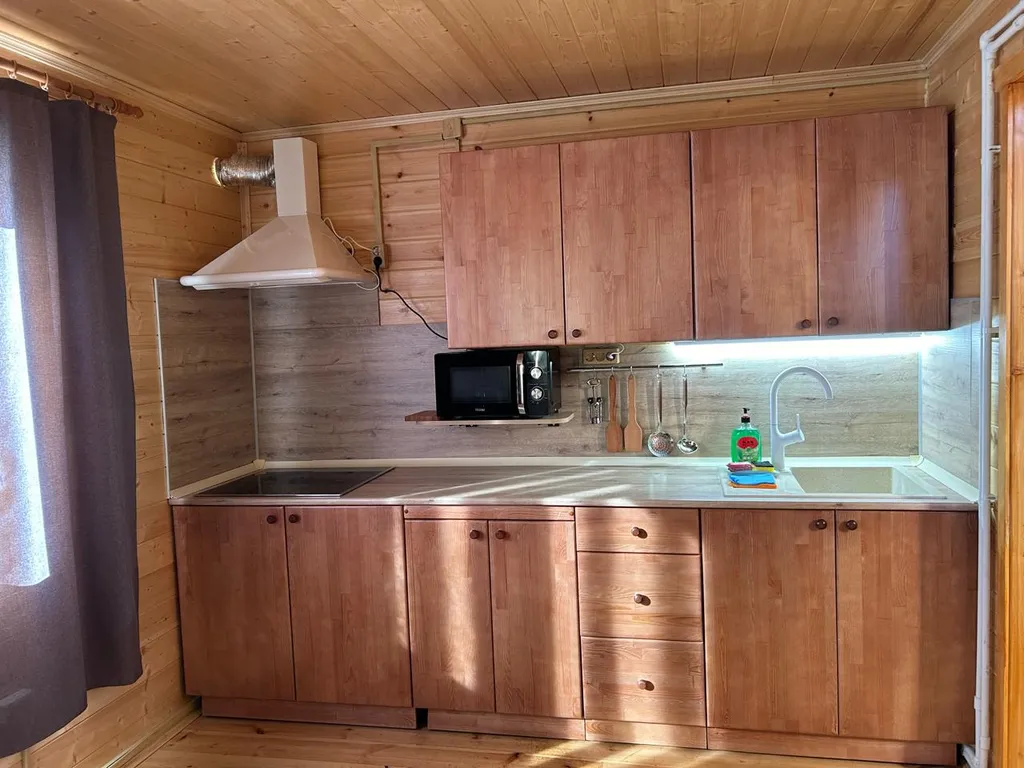 Коттедж Коттедж Бирюзовый — Жостово