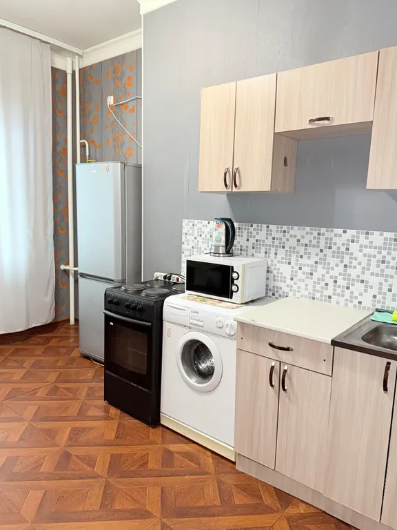 Однокомнатная квартира в самом центре города, оснащена всём необходимым